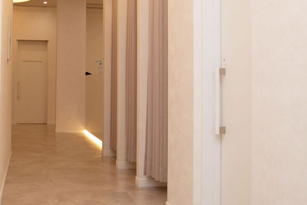 eclinic富山院の廊下