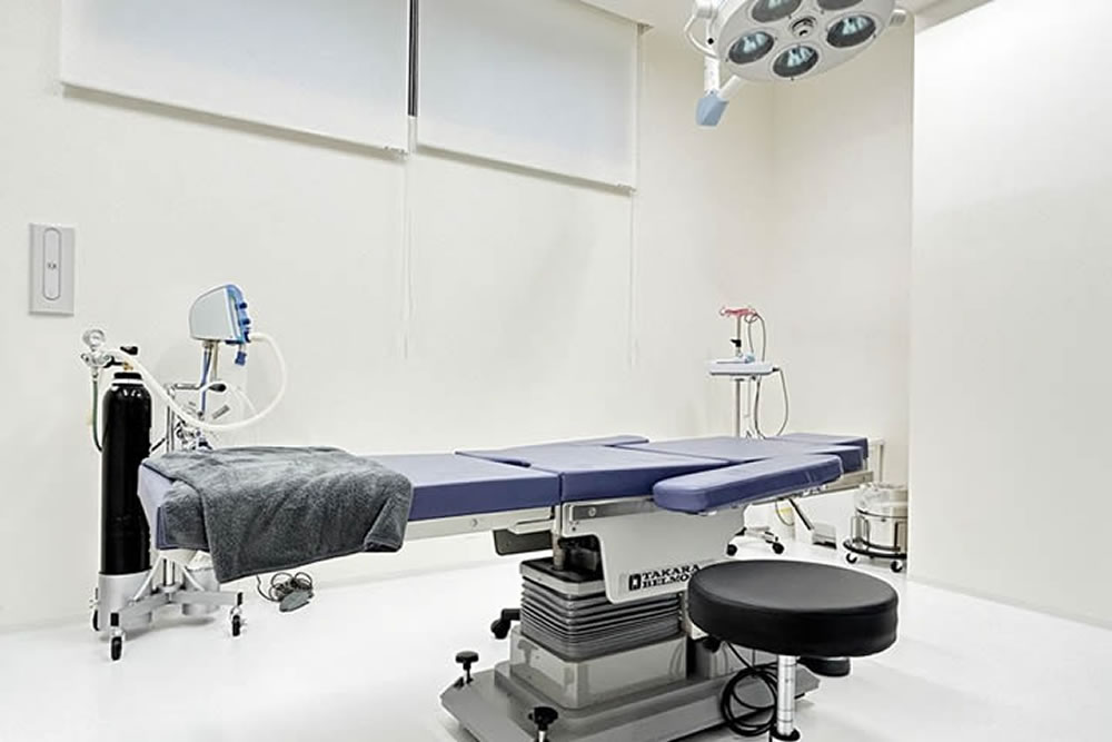 eclinic那覇院の手術室