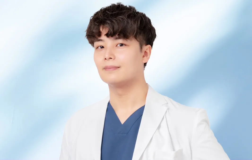 山本 和範美容外科医